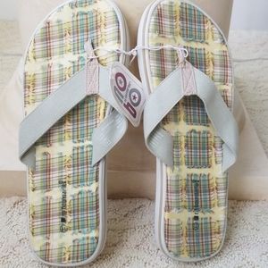 NWT, Plaid Check Flip Flops